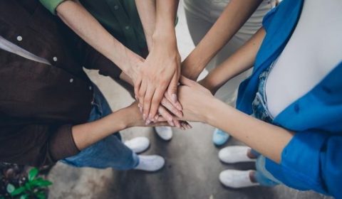 L’impegno di Clariane contro la violenza di genere tra prevenzione, consapevolezza e sostegno concreto