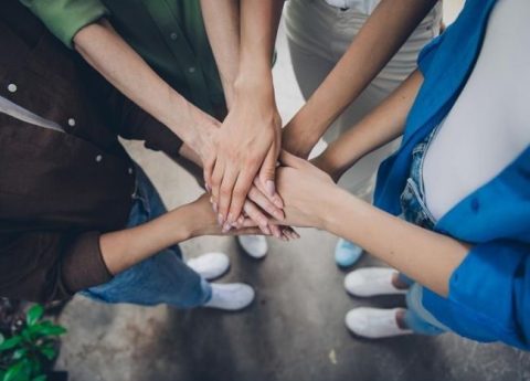 L’impegno di Clariane contro la violenza di genere tra prevenzione, consapevolezza e sostegno concreto